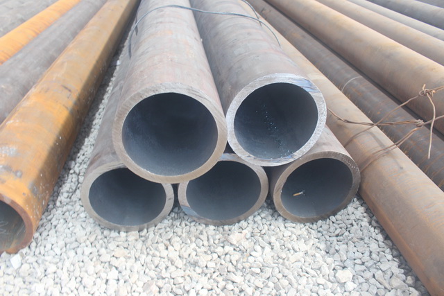 通辽大口径壁厚无缝钢管