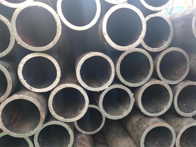 通辽10#结构用无缝钢管