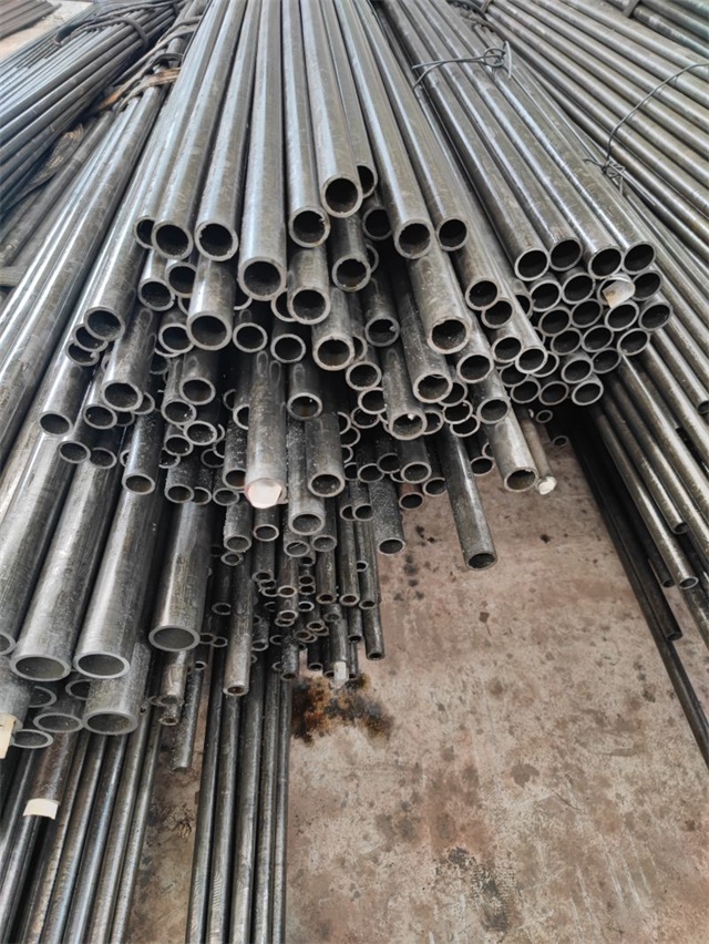 通辽精密光亮无缝钢管厂